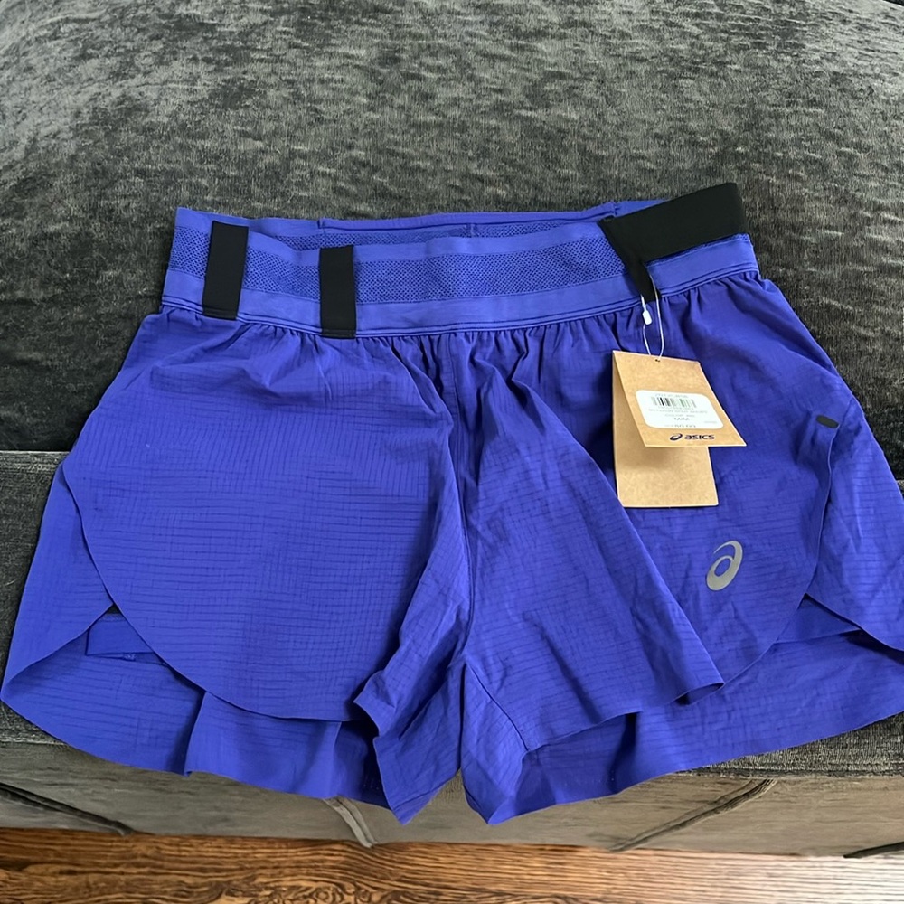 ASIC “metarun split short”  running shorts  NWT